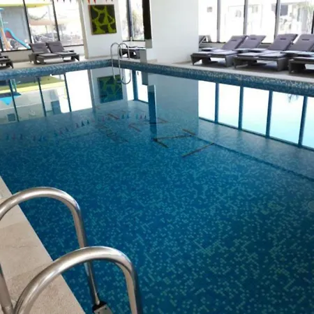 Luxury Front Promenada Pool & Prima Linie La Mare * Navodari