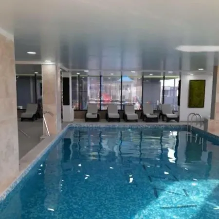 Apartment Luxury Front Promenada Pool & Prima Linie La Mare