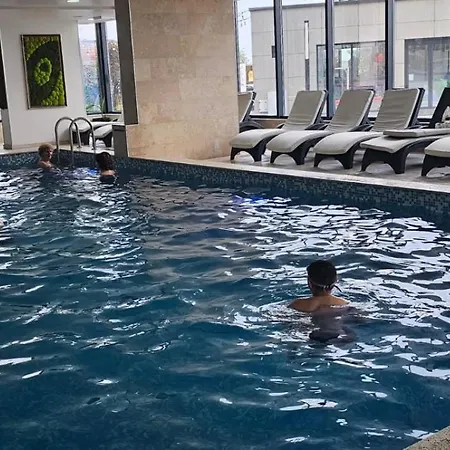 Apartment Luxury Front Promenada Pool & Prima Linie La Mare Navodari