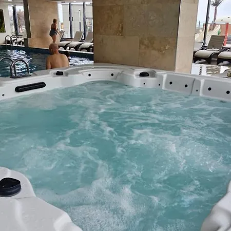 Luxury Front Promenada Pool & Prima Linie La Mare * Navodari