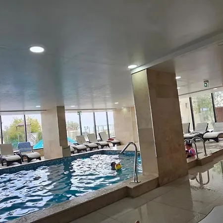 Luxury Front Promenada Pool & Prima Linie La Mare