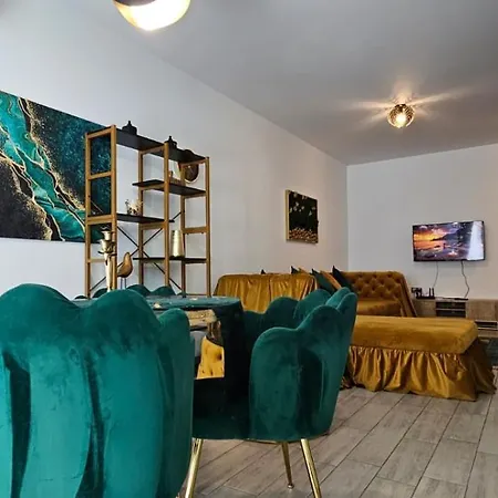 Apartment Luxury Front Promenada Pool & Prima Linie La Mare