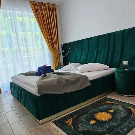 Luxury Front Promenada Pool & Prima Linie La Mare