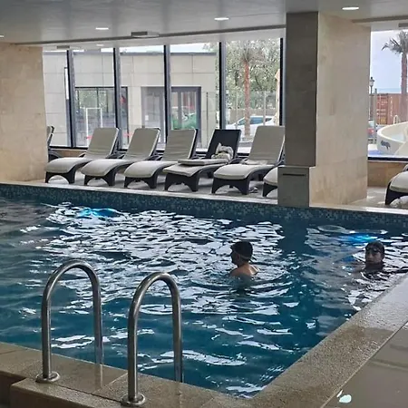 Luxury Front Promenada Pool & Prima Linie La Mare