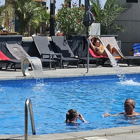 Luxury Front Promenada Pool & Prima Linie La Mare * Navodari