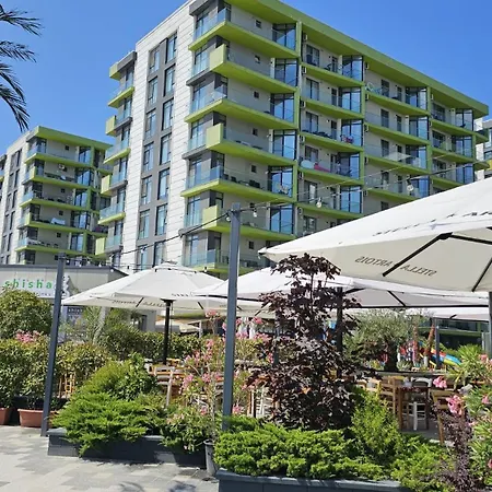Luxury Front Promenada Pool & Prima Linie La Mare